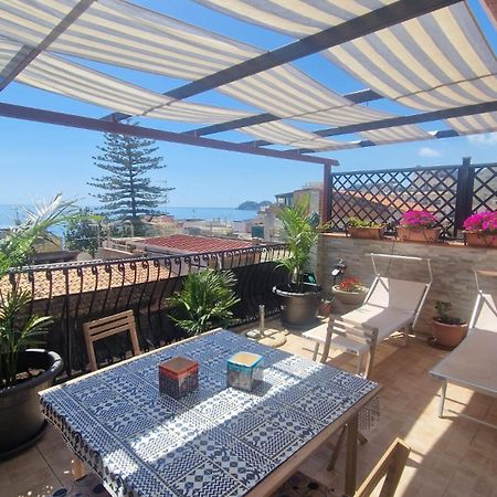 勒托阳尼Terrazza Enjoy公寓 外观 照片